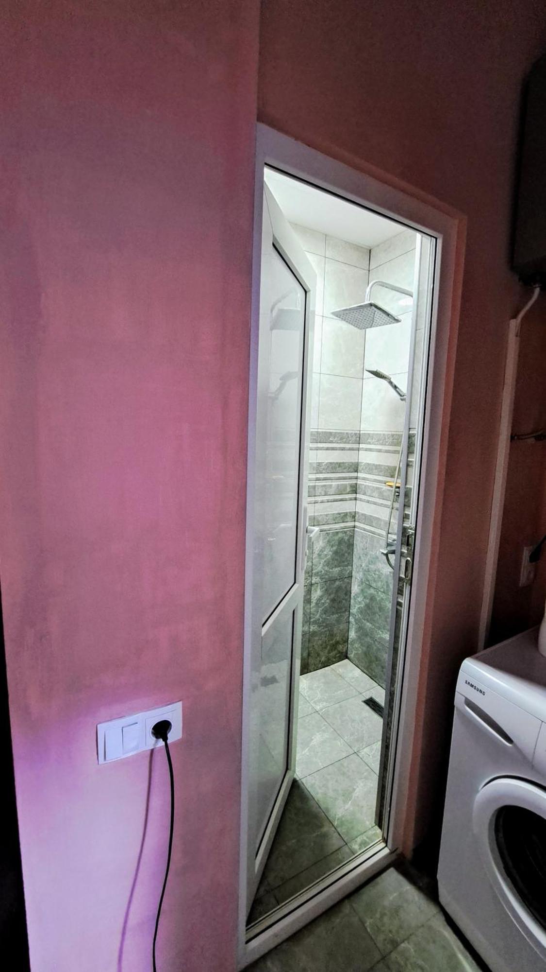 Beautiful Apartment In Old Tbiliszi Kültér fotó