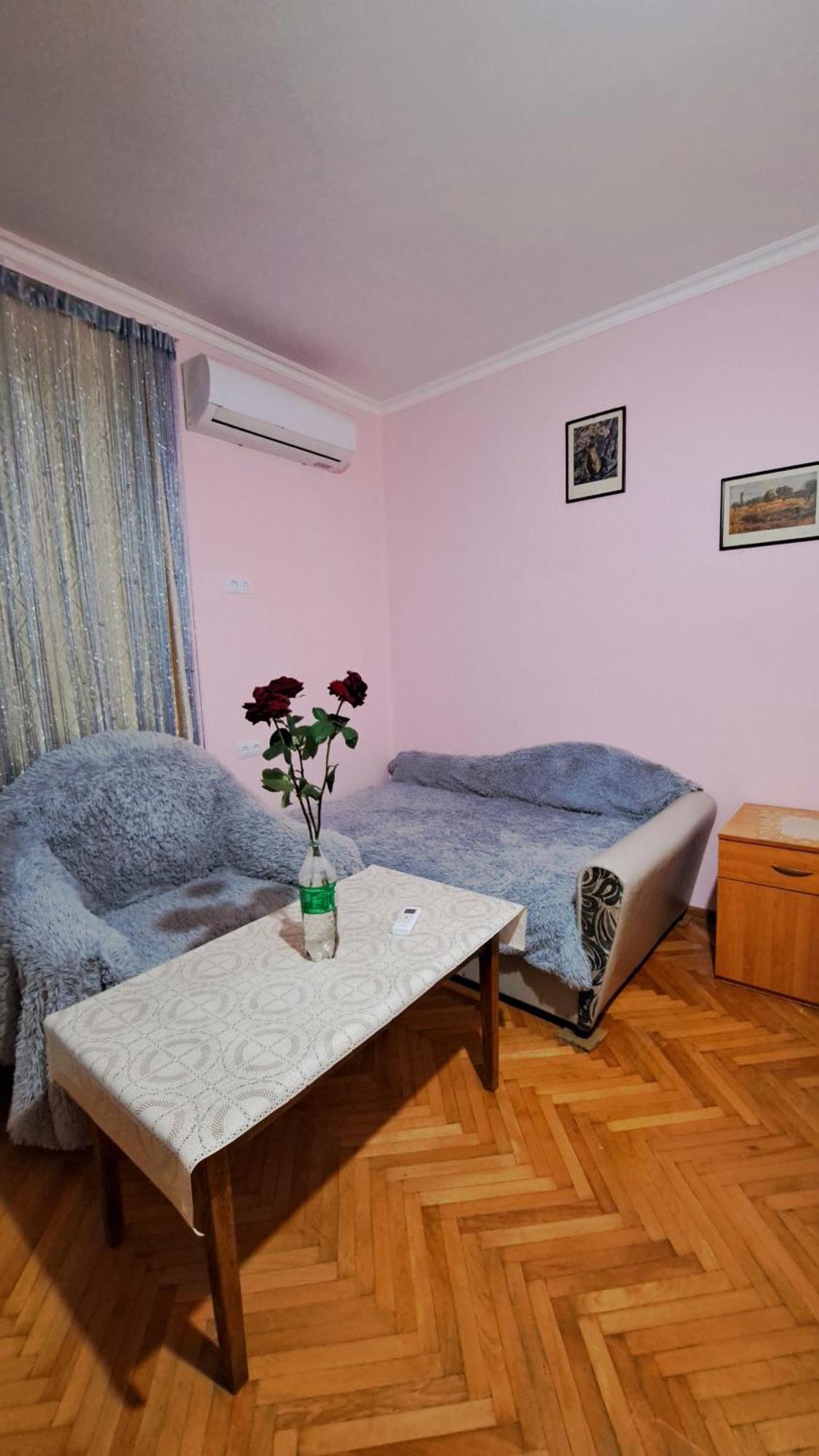 Beautiful Apartment In Old Tbiliszi Szoba fotó
